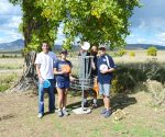Image of people playing disc golf at Fehringer Ranch Park in Morrison, CO